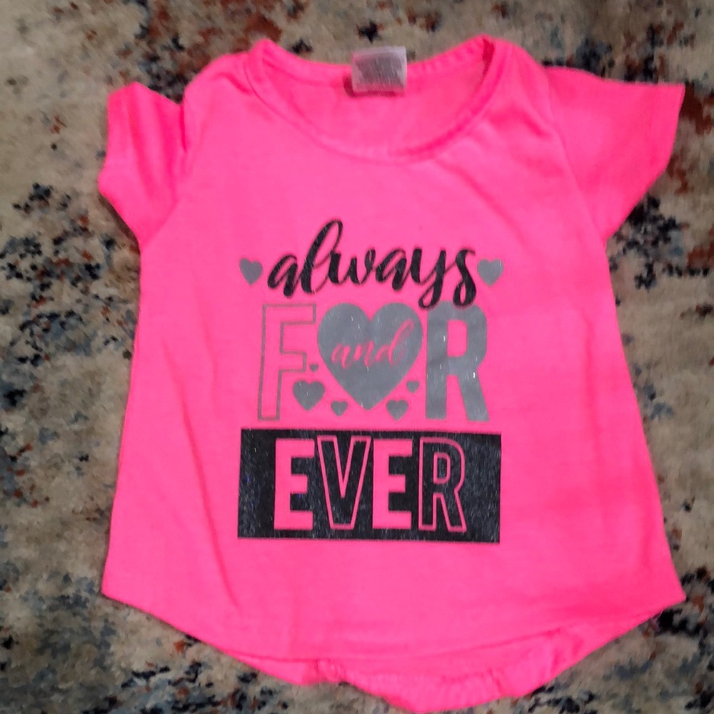 Pink Graphic Tee for Kids‎
